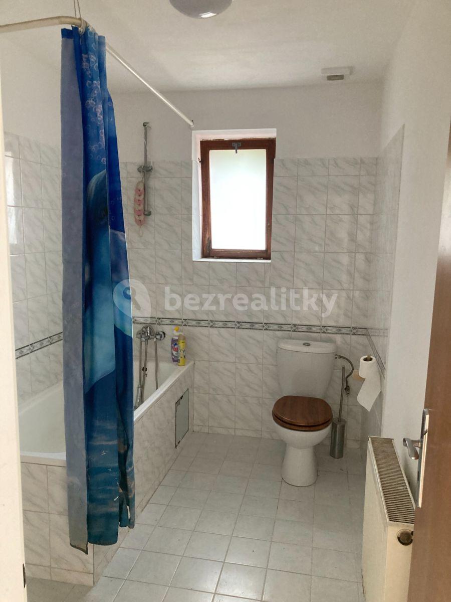 3 bedroom flat to rent, 90 m², Tismice, Středočeský Region