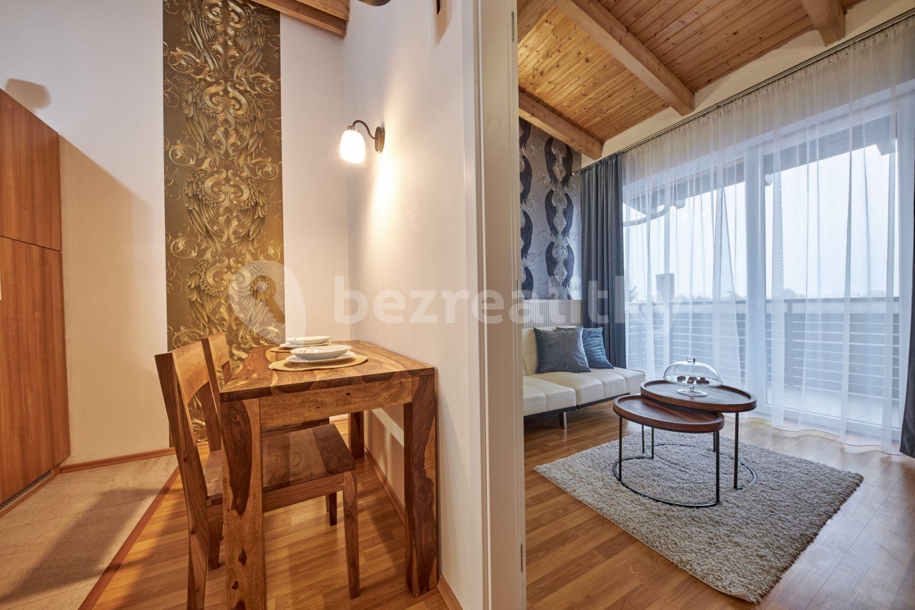 2 bedroom flat to rent, 51 m², Hradská, Vrakuňa, Bratislavský Region