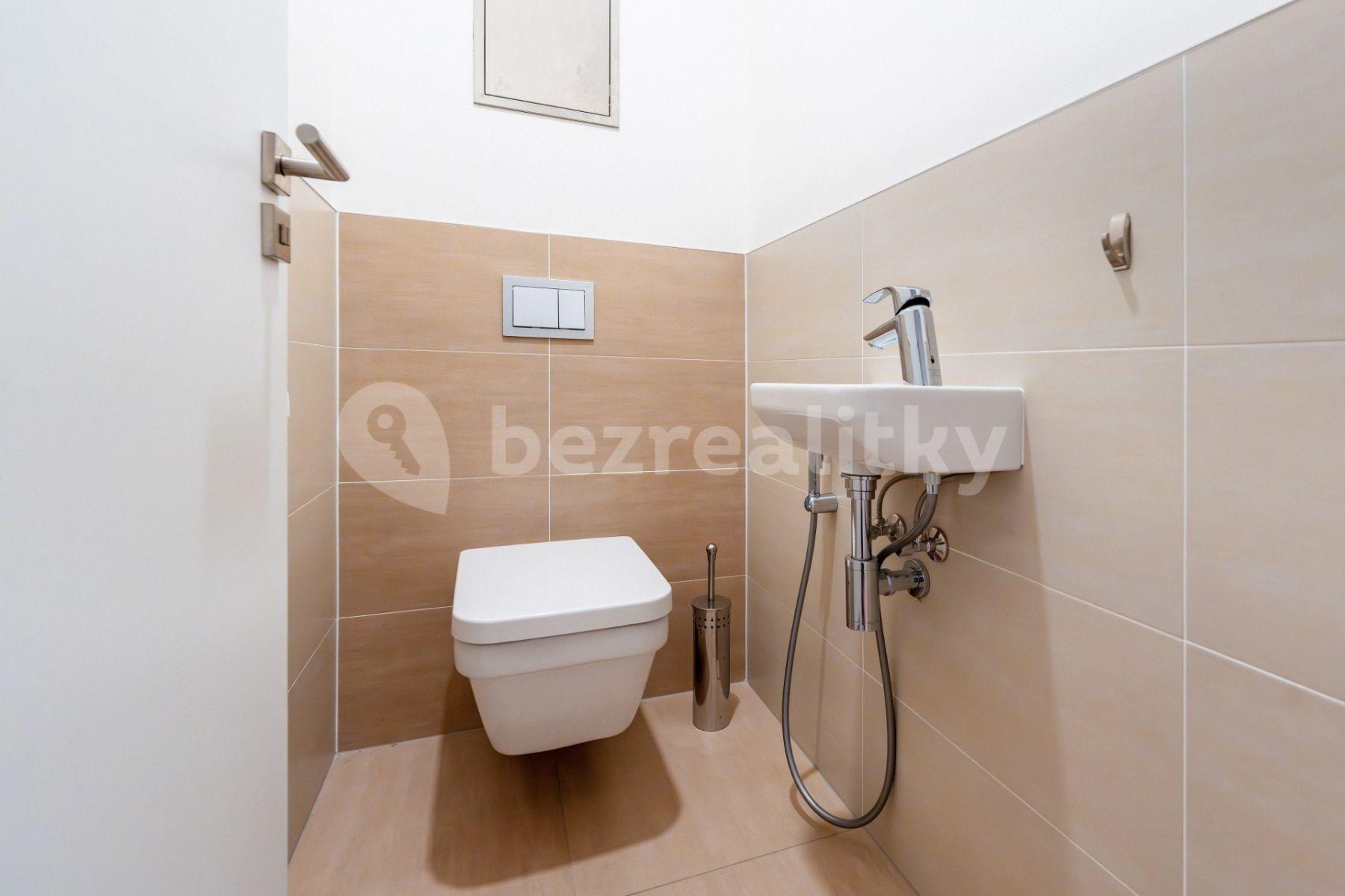 2 bedroom with open-plan kitchen flat for sale, 78 m², Ctiradova, Prague, Prague