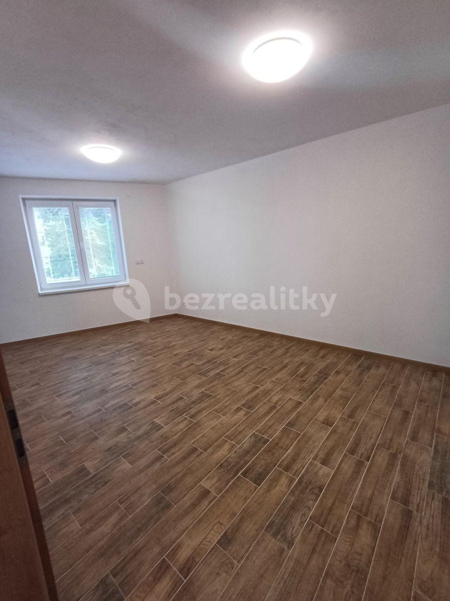 4 bedroom flat to rent, 85 m², Nová Pražská, Benešov, Středočeský Region