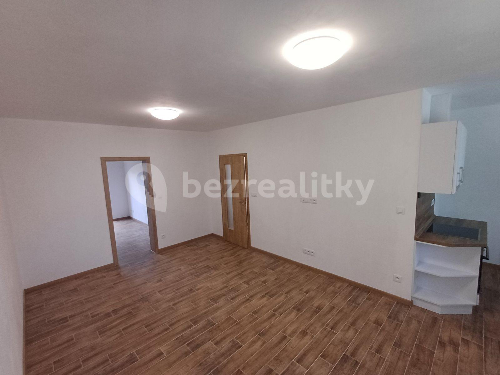 4 bedroom flat to rent, 85 m², Nová Pražská, Benešov, Středočeský Region