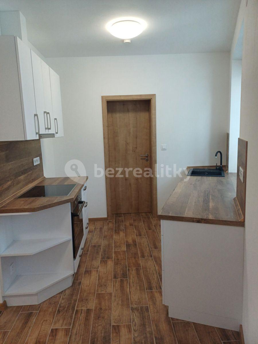 4 bedroom flat to rent, 85 m², Nová Pražská, Benešov, Středočeský Region