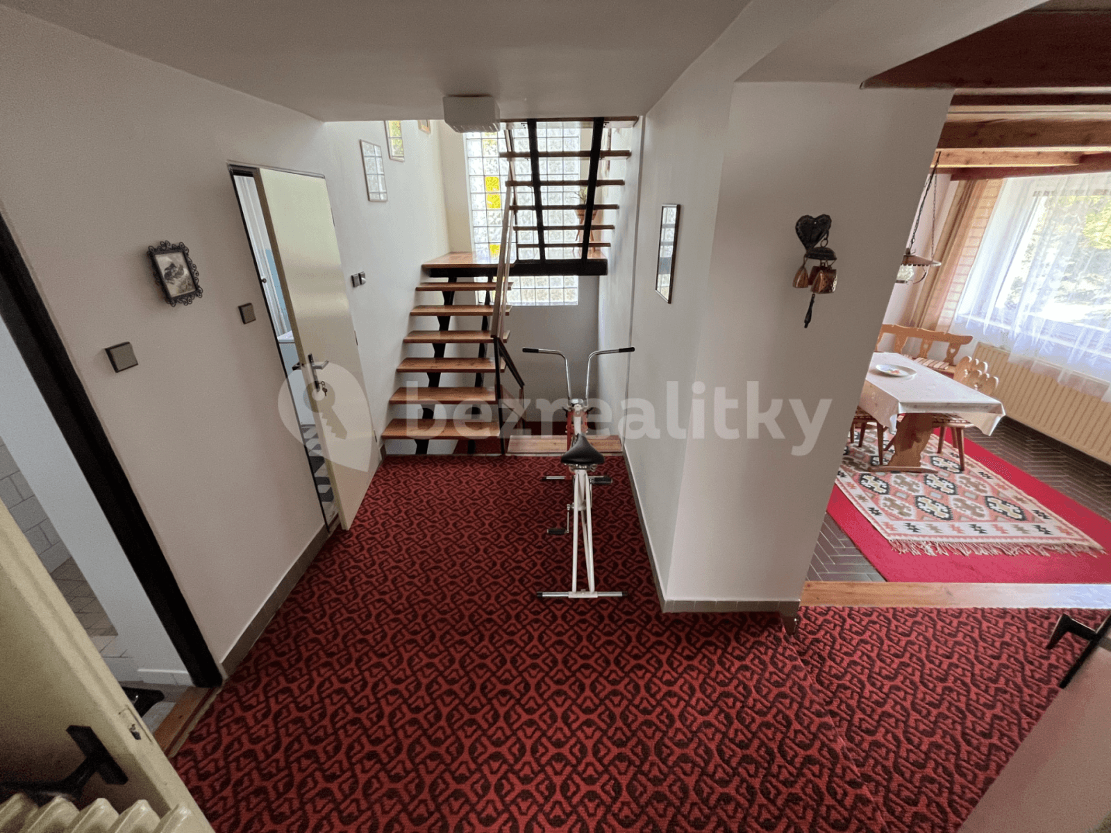 house for sale, 155 m², K Jezírku, Horní Bezděkov, Středočeský Region