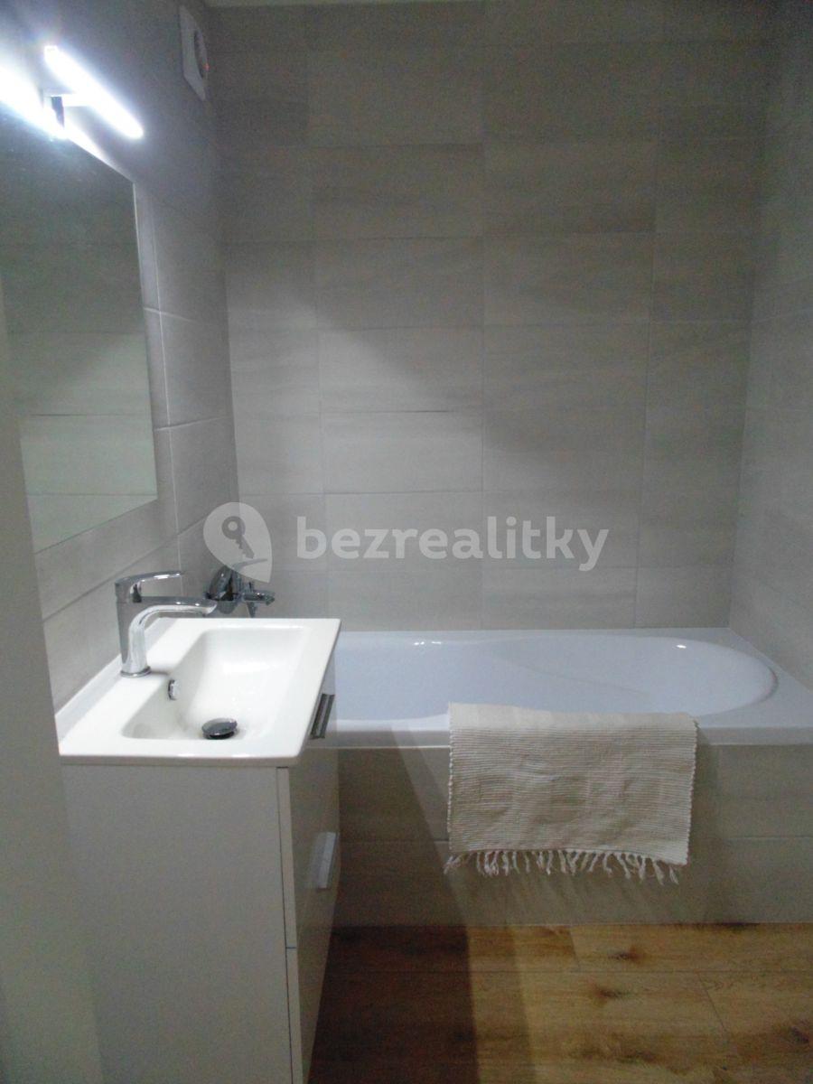 3 bedroom flat for sale, 79 m², Malkovského, Prague, Prague