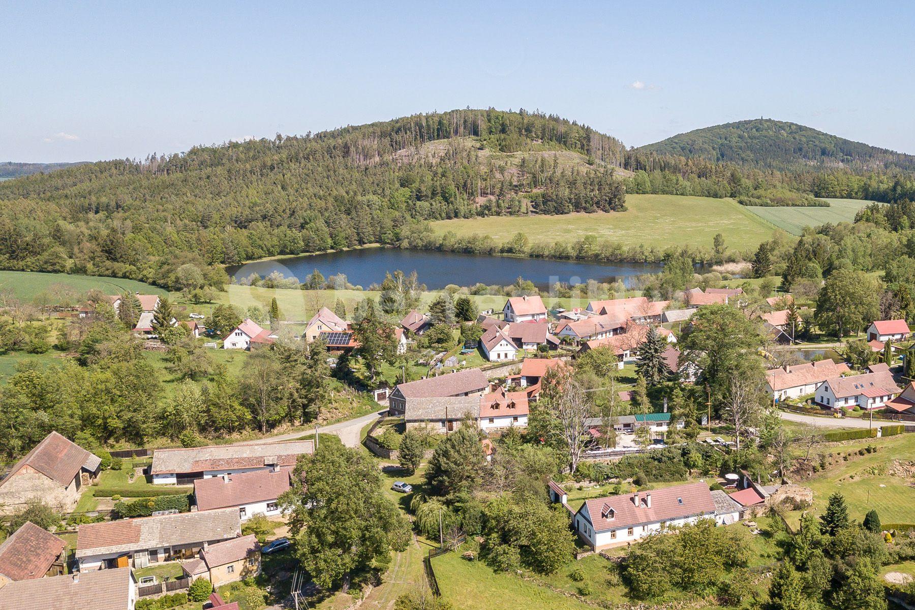 house for sale, 200 m², Býkovice, Louňovice pod Blaníkem, Středočeský Region