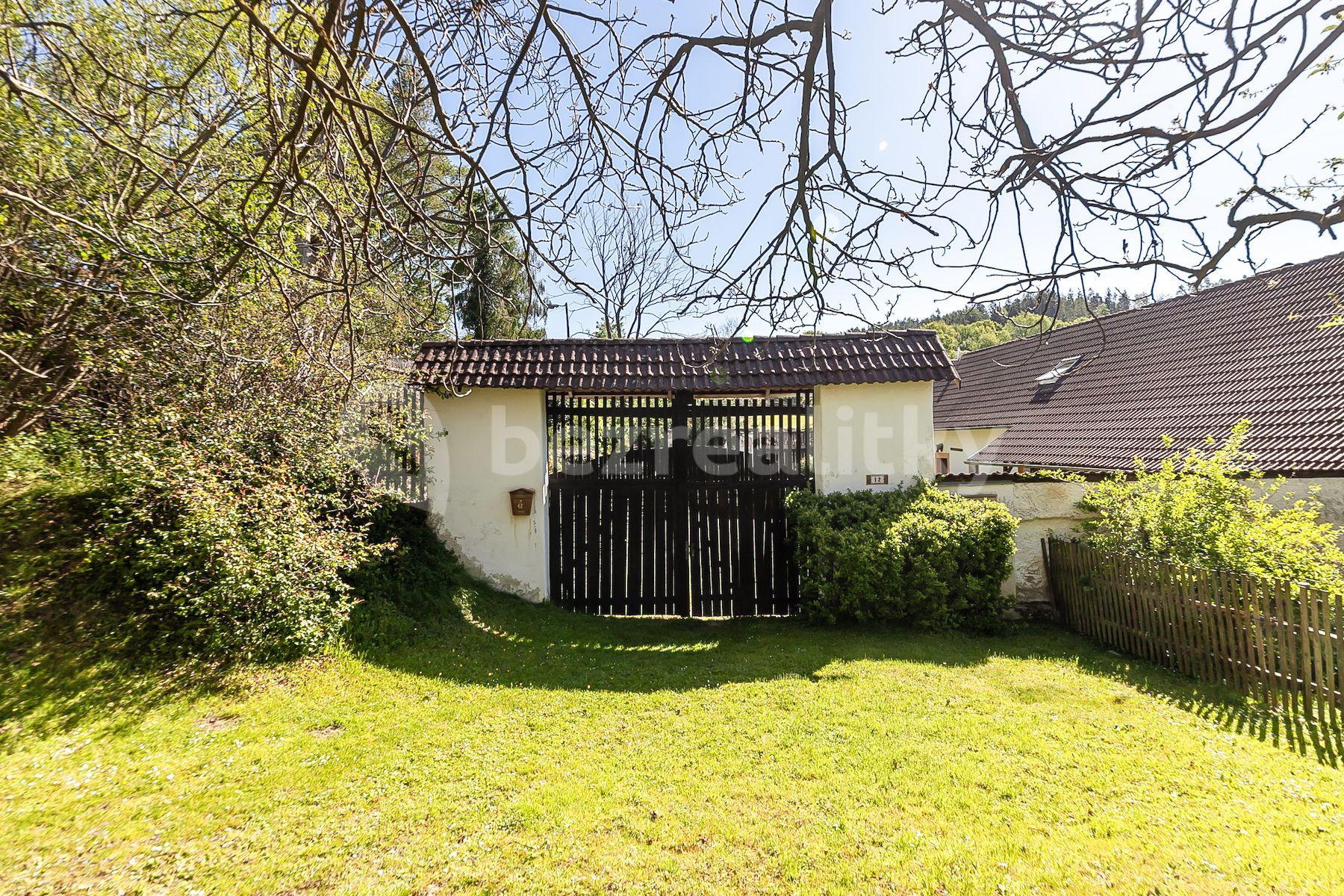 house for sale, 200 m², Býkovice, Louňovice pod Blaníkem, Středočeský Region