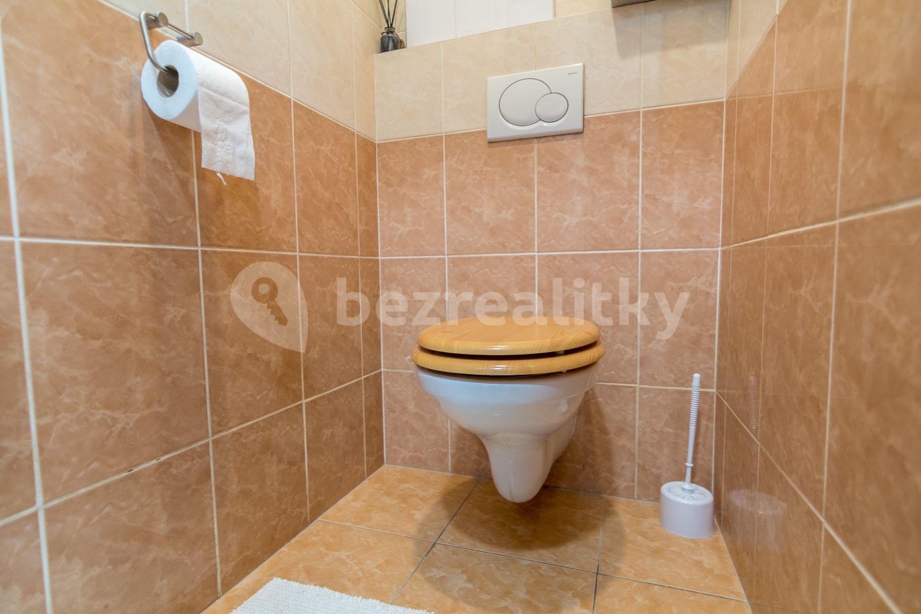 3 bedroom flat for sale, 78 m², Bachova, Prague, Prague