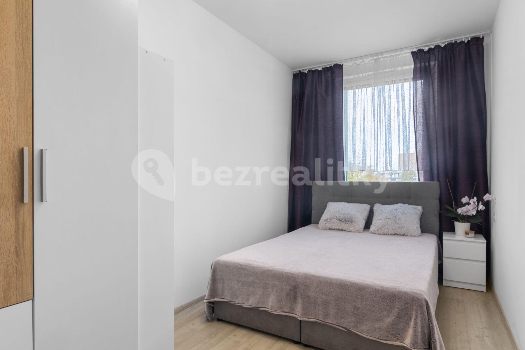 3 bedroom flat for sale, 78 m², Bachova, Prague, Prague