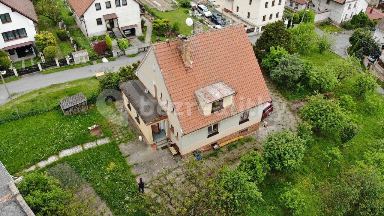 house for sale, 220 m², Chorušice, Středočeský Region