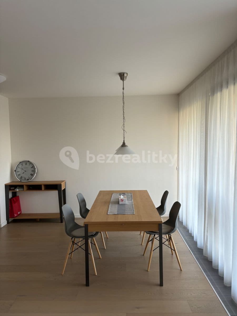 1 bedroom with open-plan kitchen flat for sale, 60 m², Menclova, Prague, Prague