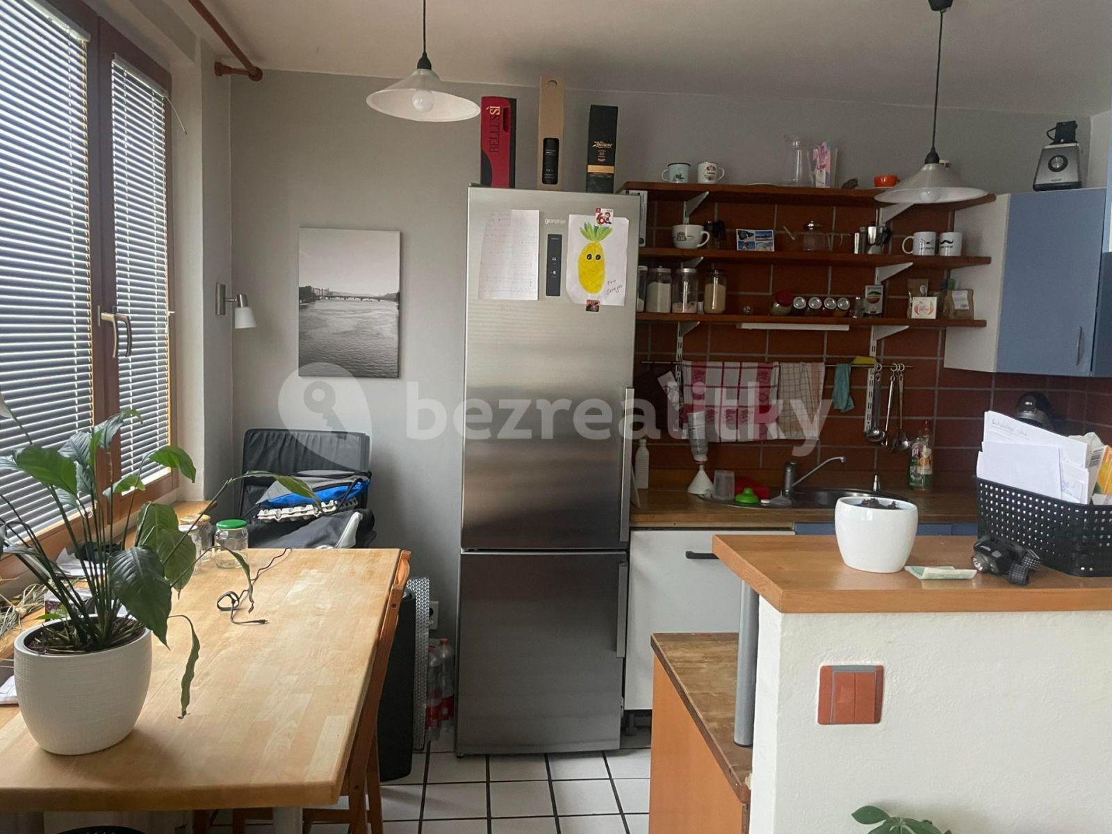 3 bedroom with open-plan kitchen flat for sale, 70 m², Rokycanova, Pardubice, Pardubický Region