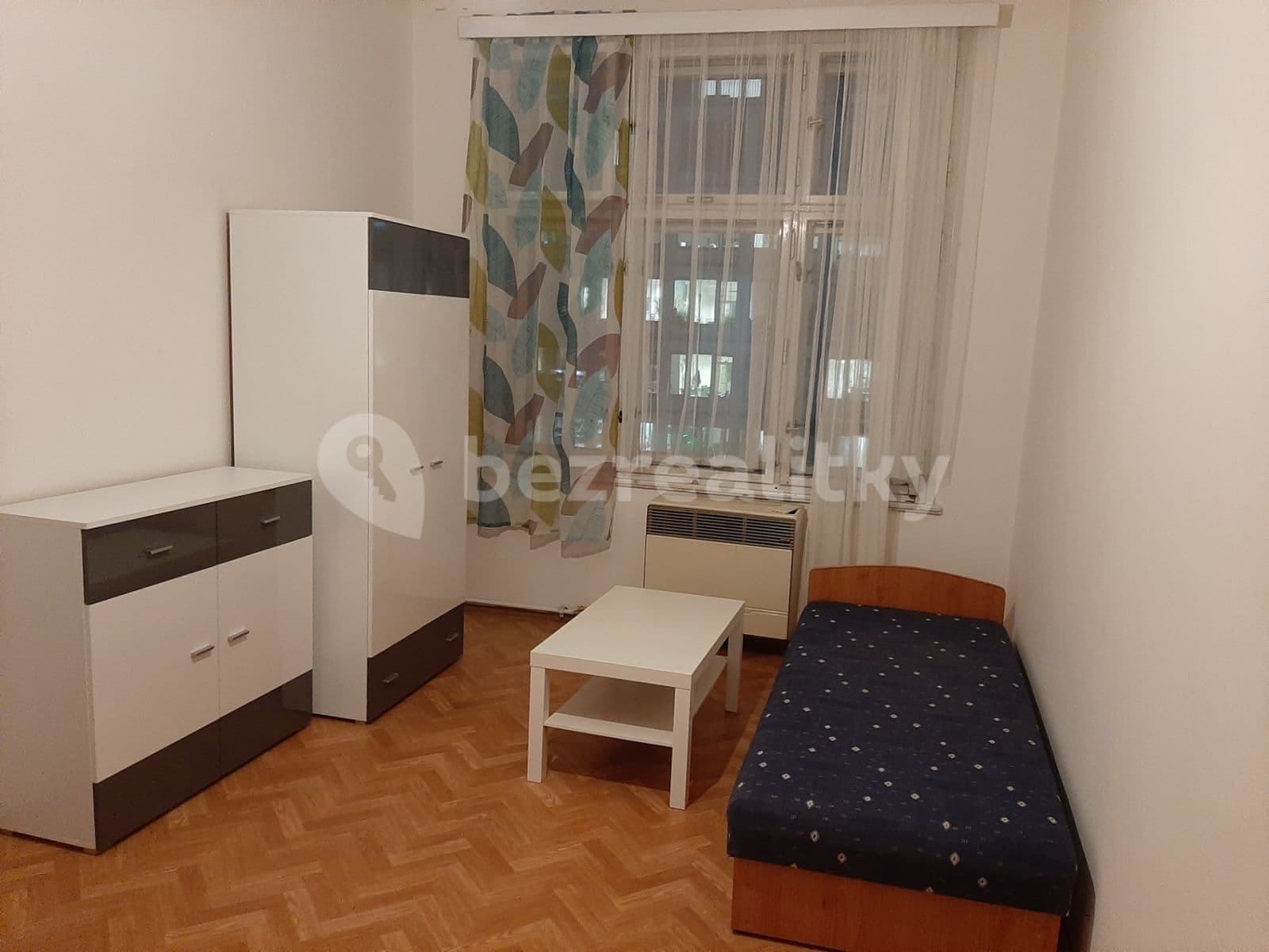 2 bedroom flat to rent, 52 m², Pobřežní, Prague, Prague