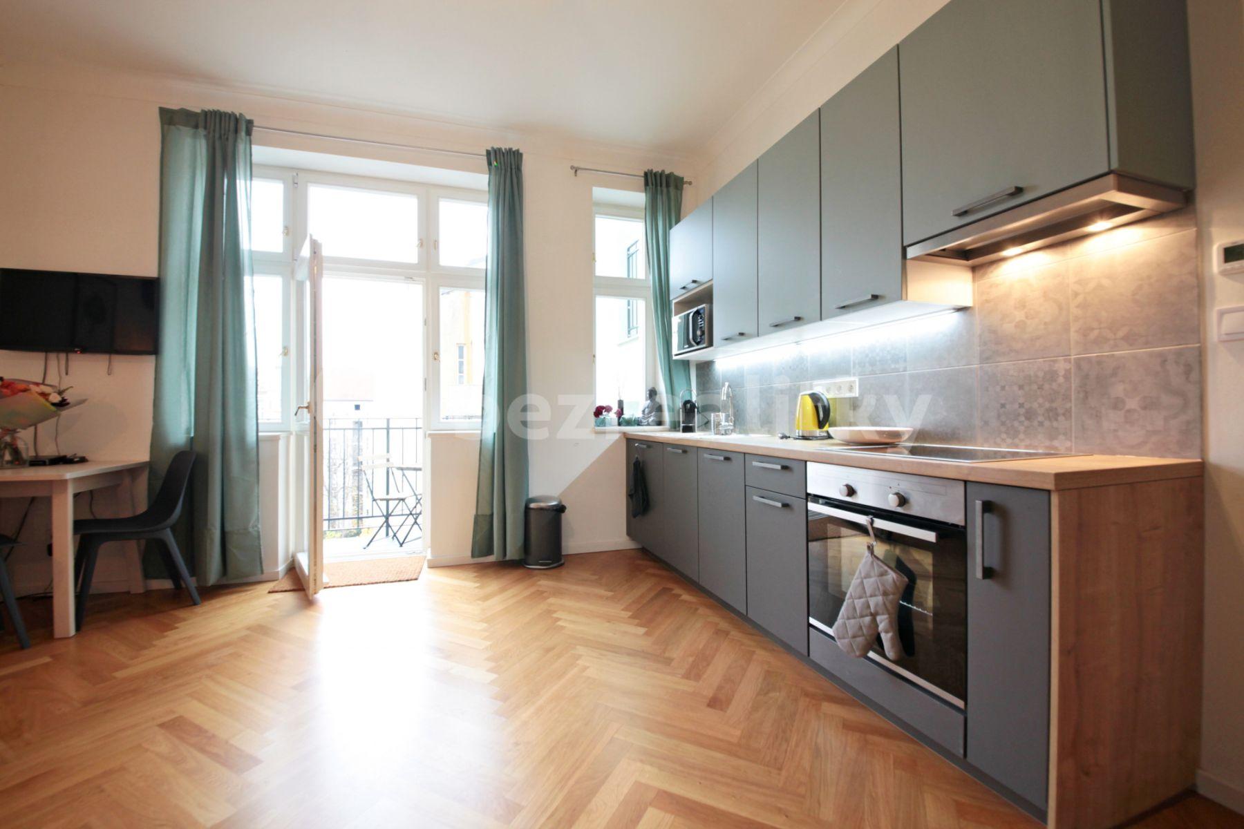 Studio flat to rent, 29 m², Slavíkova, Prague, Prague