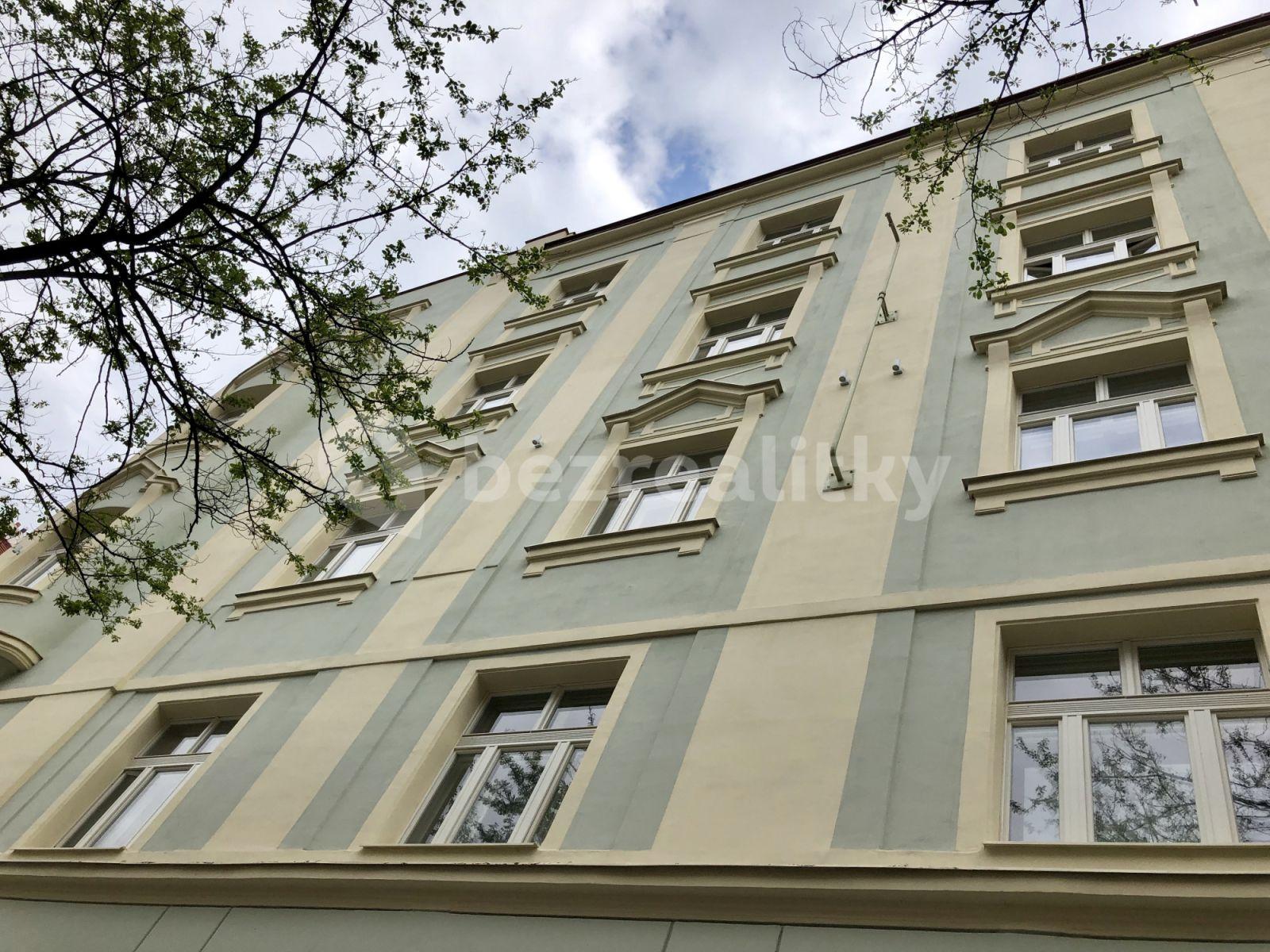 Studio flat to rent, 29 m², Slavíkova, Prague, Prague