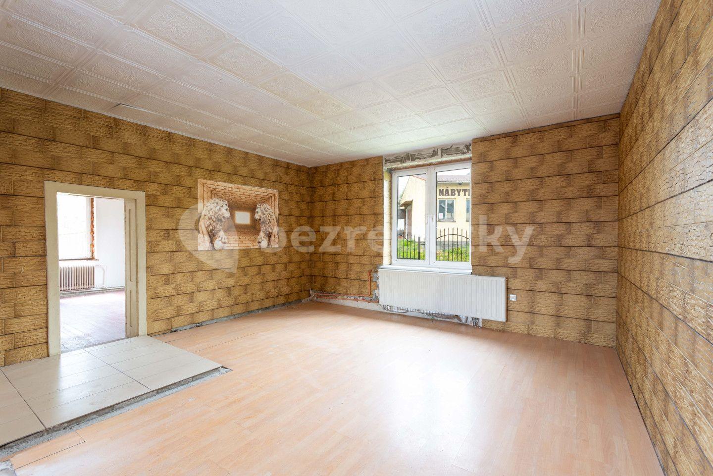 house for sale, 527 m², Komenského, Dvorce, Moravskoslezský Region