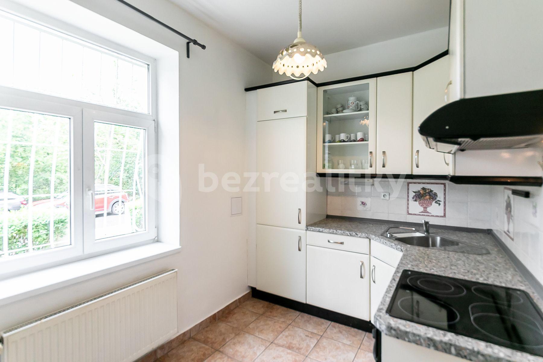 2 bedroom flat for sale, 72 m², Střížkovská, Prague, Prague