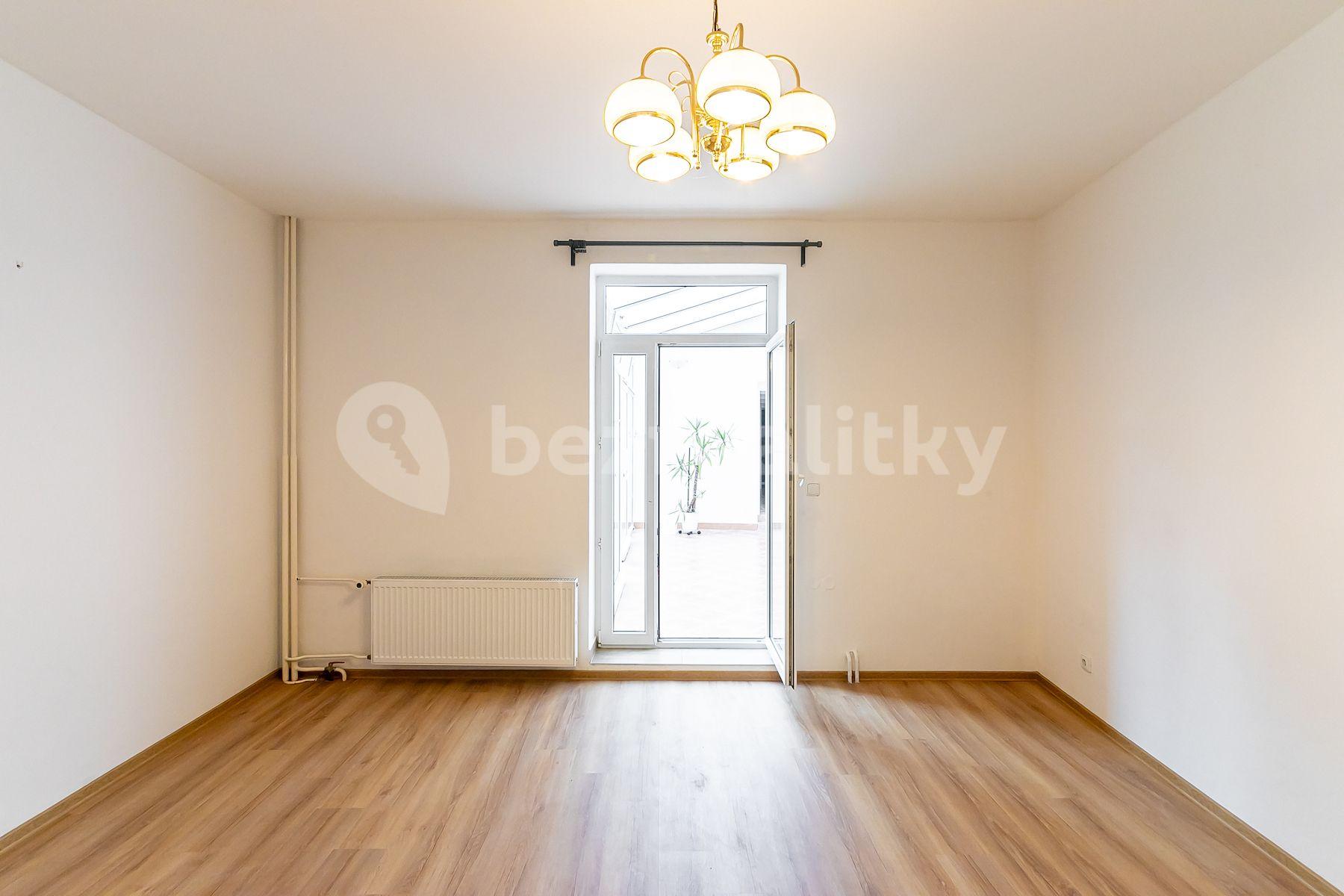 2 bedroom flat for sale, 72 m², Střížkovská, Prague, Prague