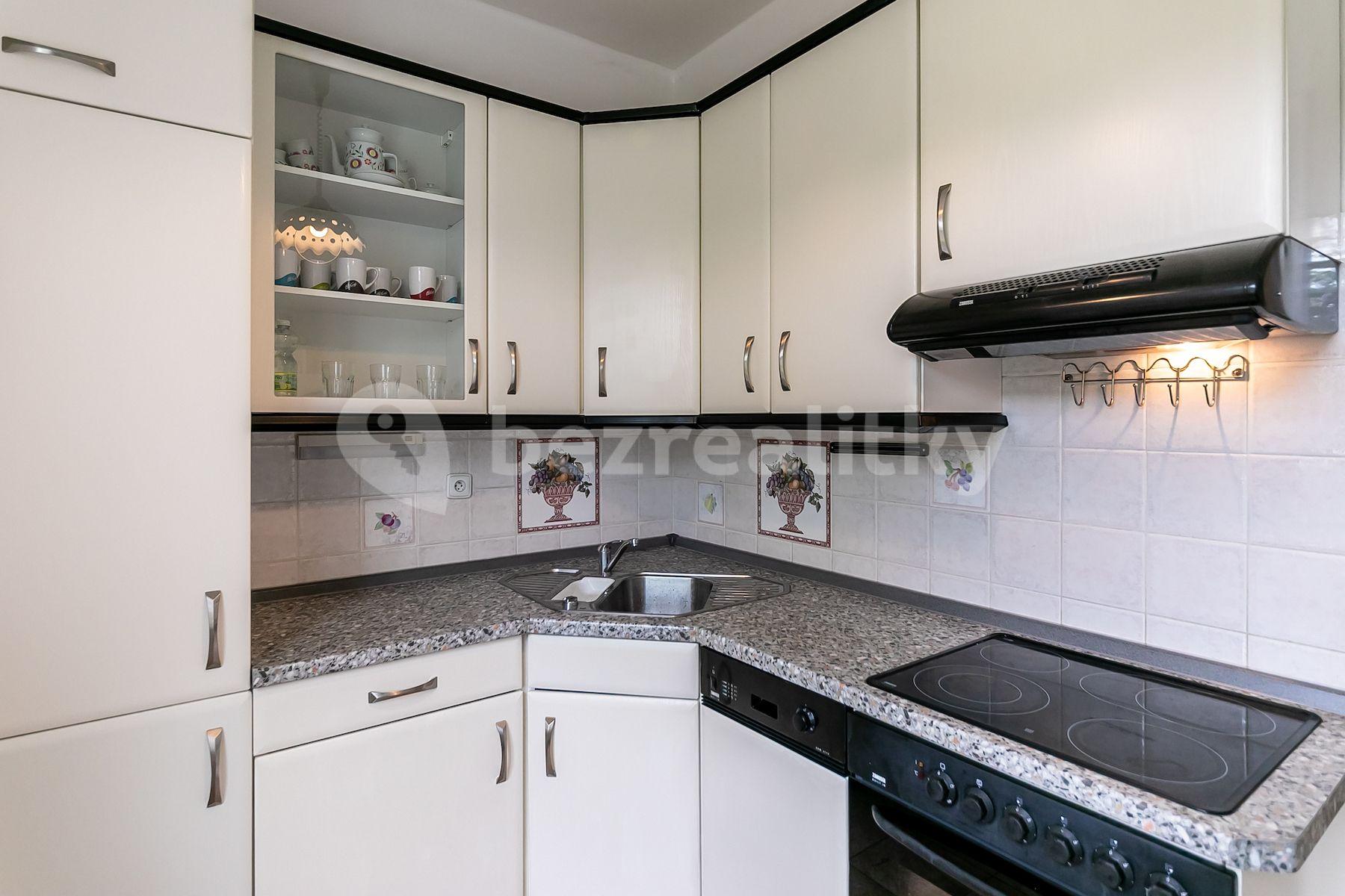 2 bedroom flat for sale, 72 m², Střížkovská, Prague, Prague