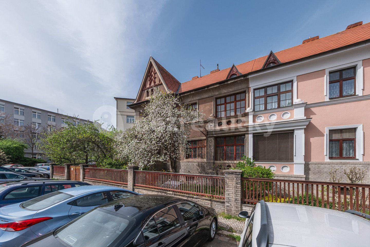 house for sale, 295 m², Hakenova, Poděbrady, Středočeský Region