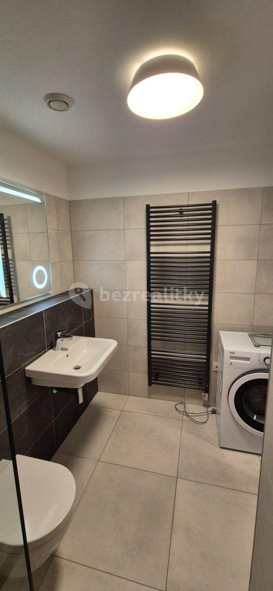 Studio flat to rent, 35 m², Kobližná, Brno, Jihomoravský Region