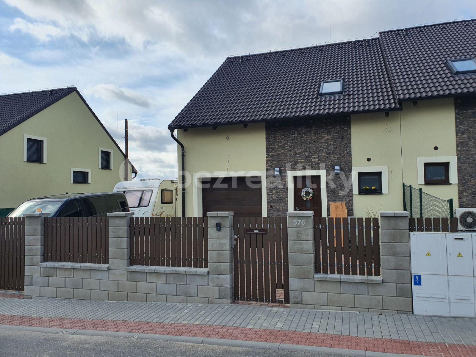 house for sale, 160 m², U Karlovarky, Lány, Středočeský Region