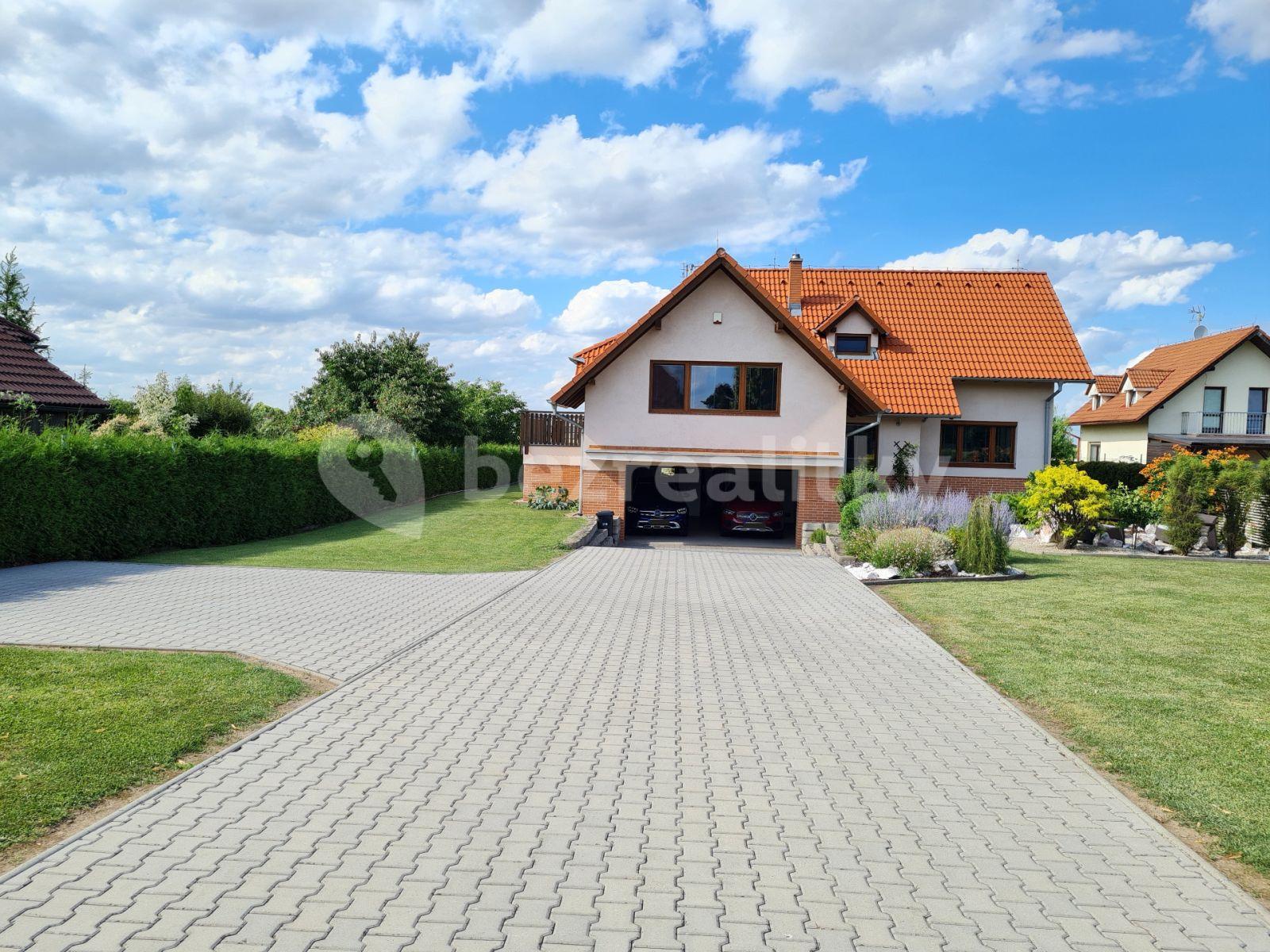 house for sale, 245 m², Drahelická, Nymburk, Středočeský Region