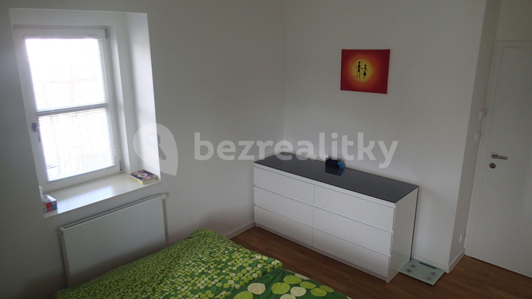 3 bedroom flat to rent, 114 m², Vokřínská, Prague, Prague