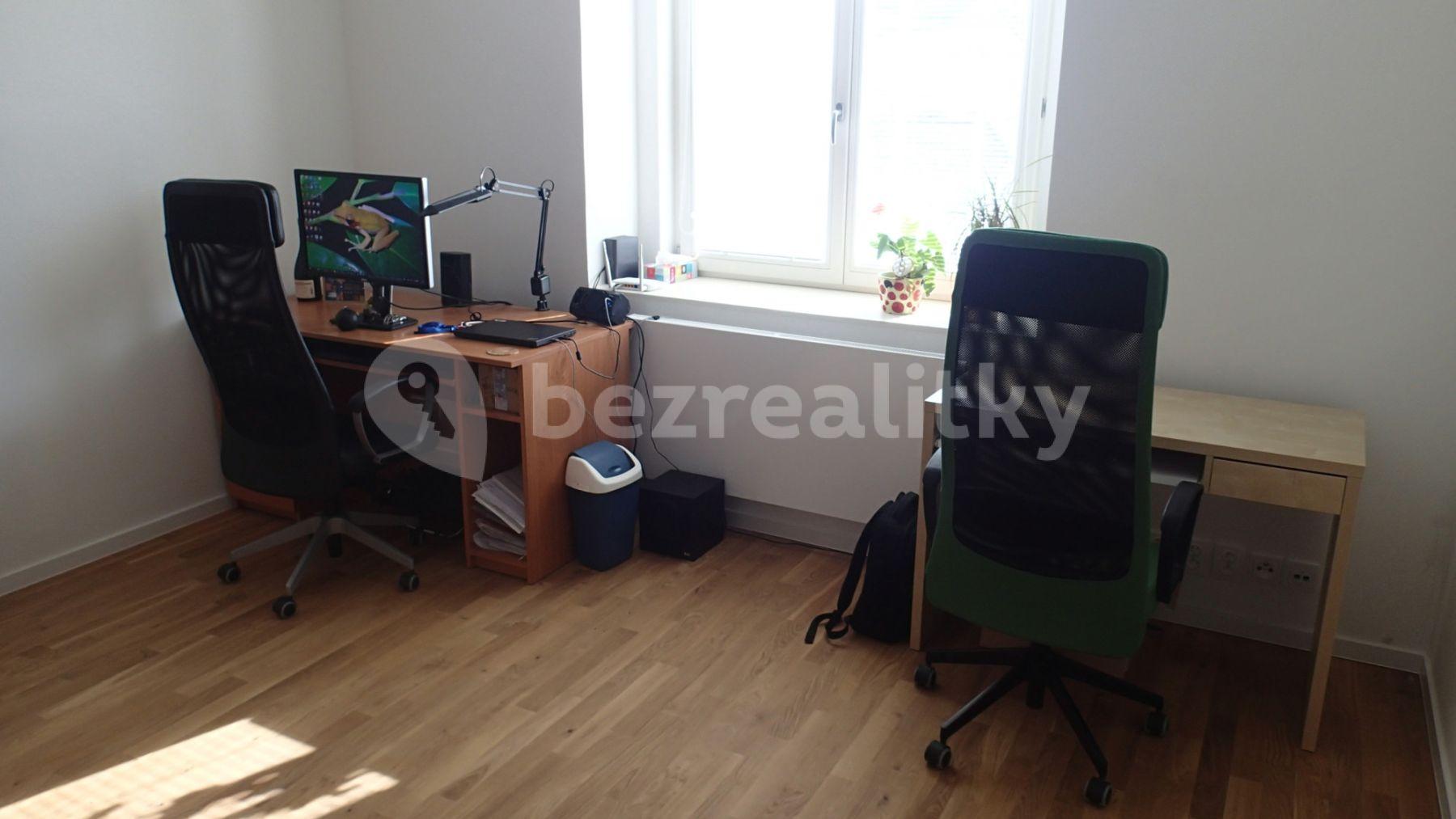 3 bedroom flat to rent, 114 m², Vokřínská, Prague, Prague