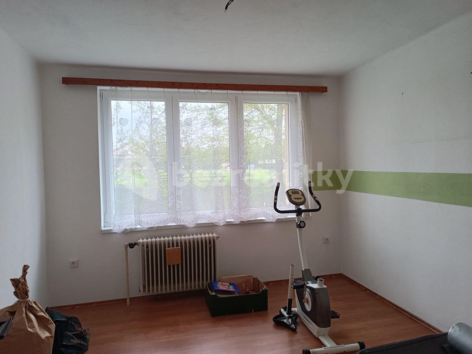 4 bedroom flat for sale, 83 m², U Hřiště, Hořepník, Vysočina Region