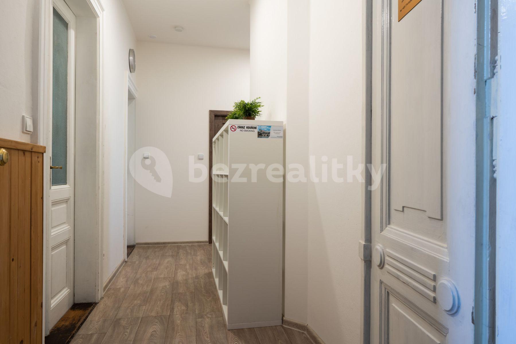 2 bedroom flat to rent, 79 m², Polská, Prague, Prague