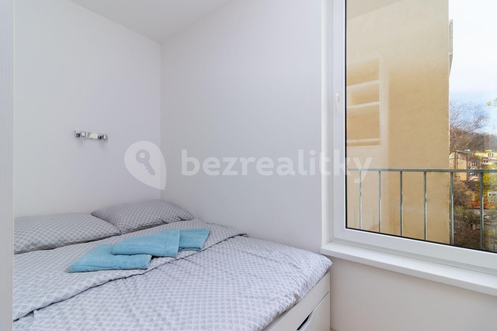 2 bedroom flat to rent, 40 m², U Michelského mlýna, Prague, Prague