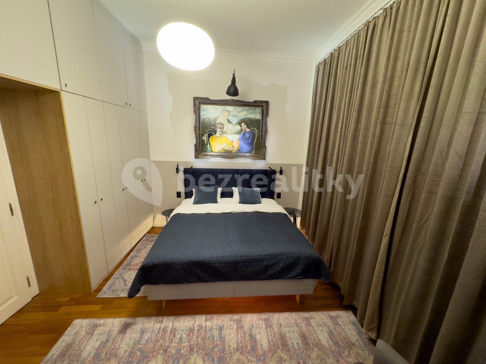 2 bedroom flat to rent, 40 m², Mostecká, Prague, Prague