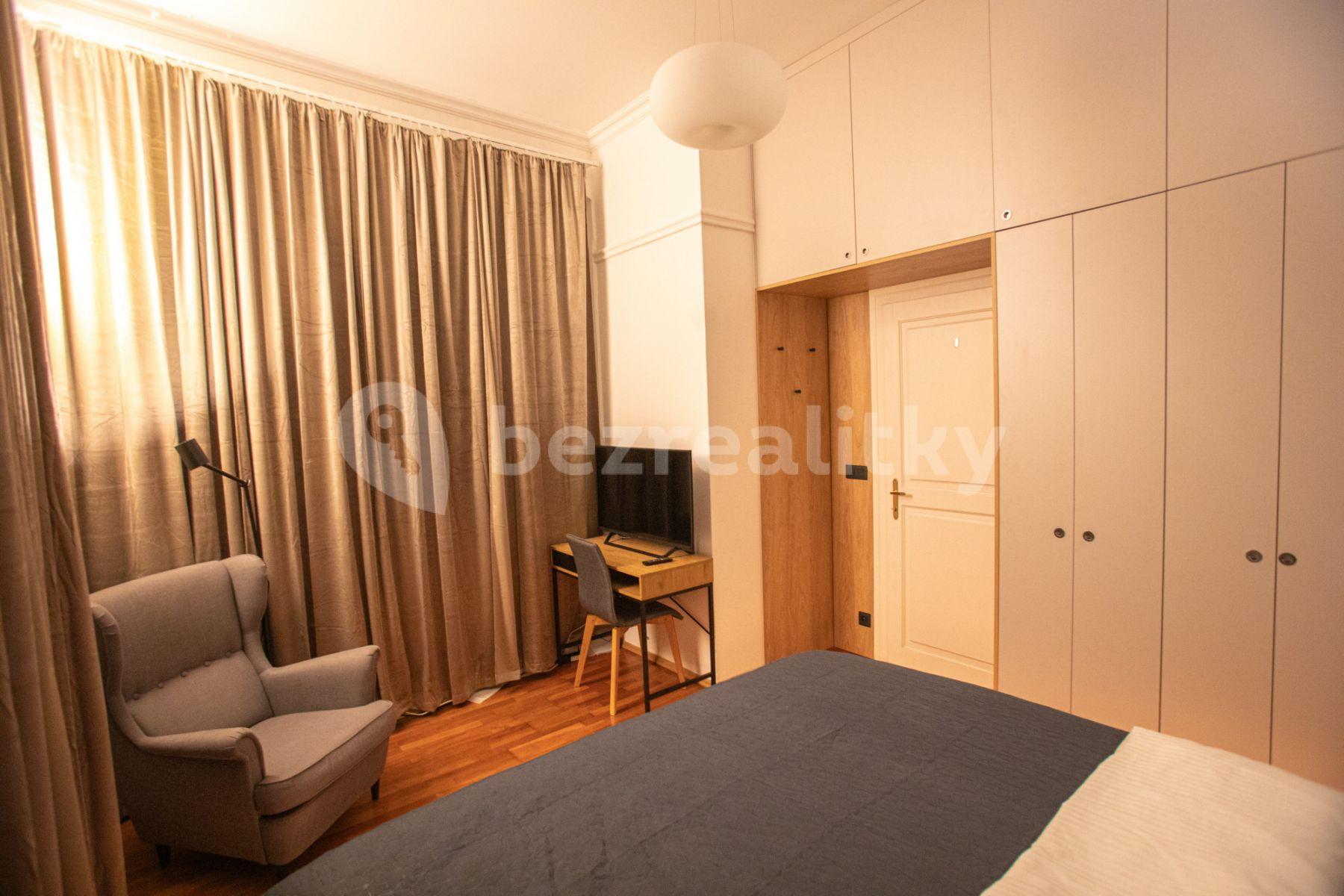 2 bedroom flat to rent, 40 m², Mostecká, Prague, Prague