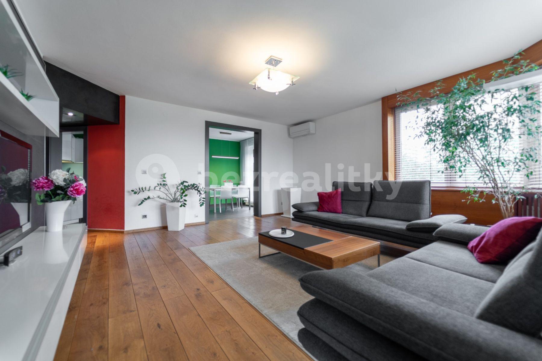 4 bedroom flat for sale, 135 m², Volutová, Prague, Prague