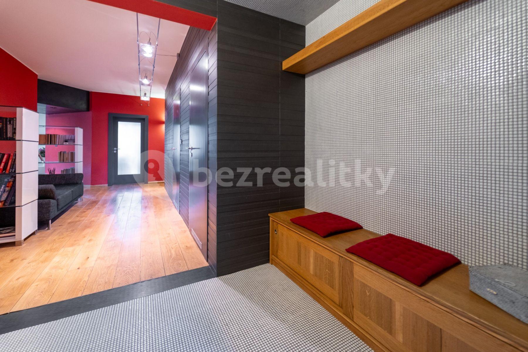 4 bedroom flat for sale, 135 m², Volutová, Prague, Prague