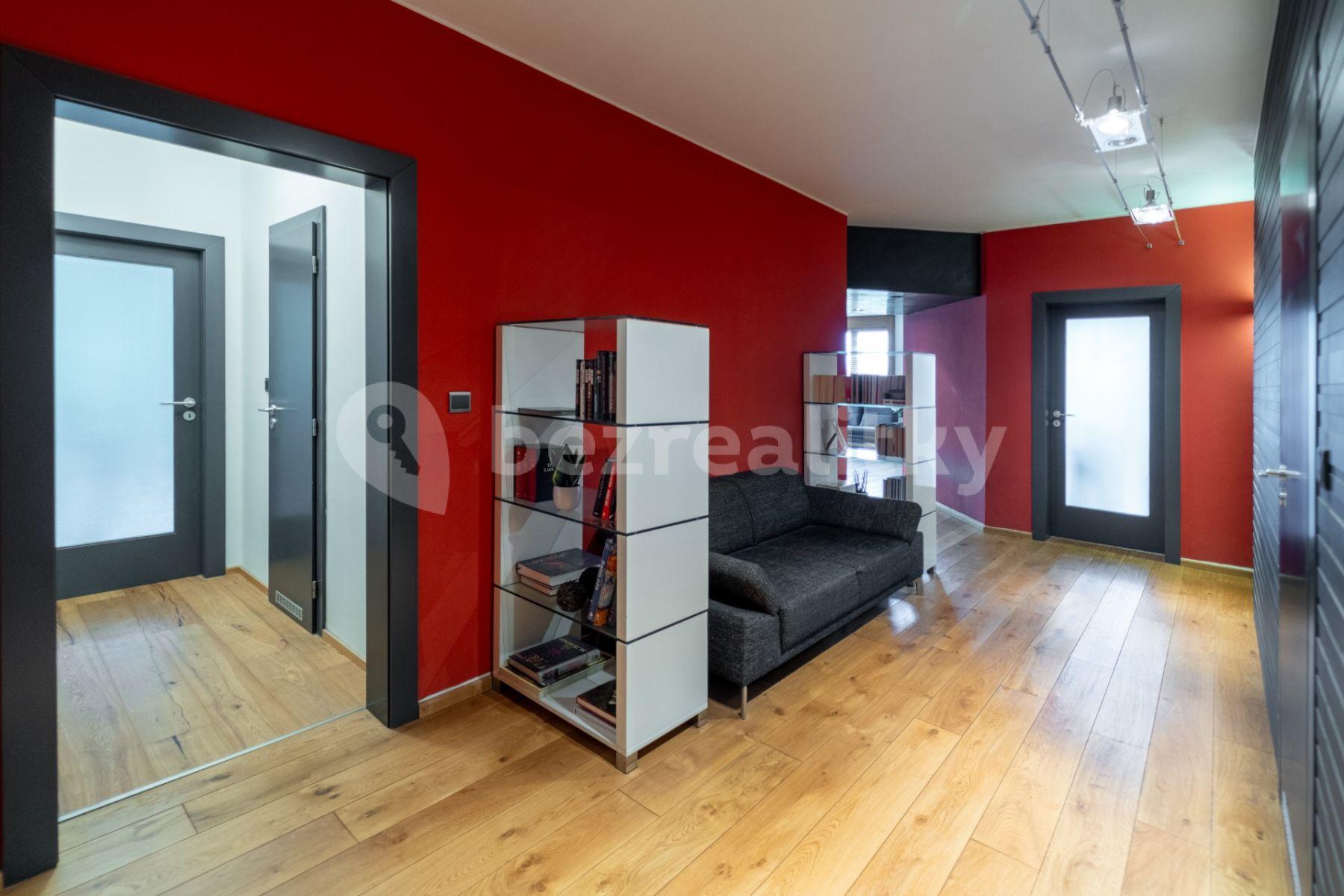 4 bedroom flat for sale, 135 m², Volutová, Prague, Prague