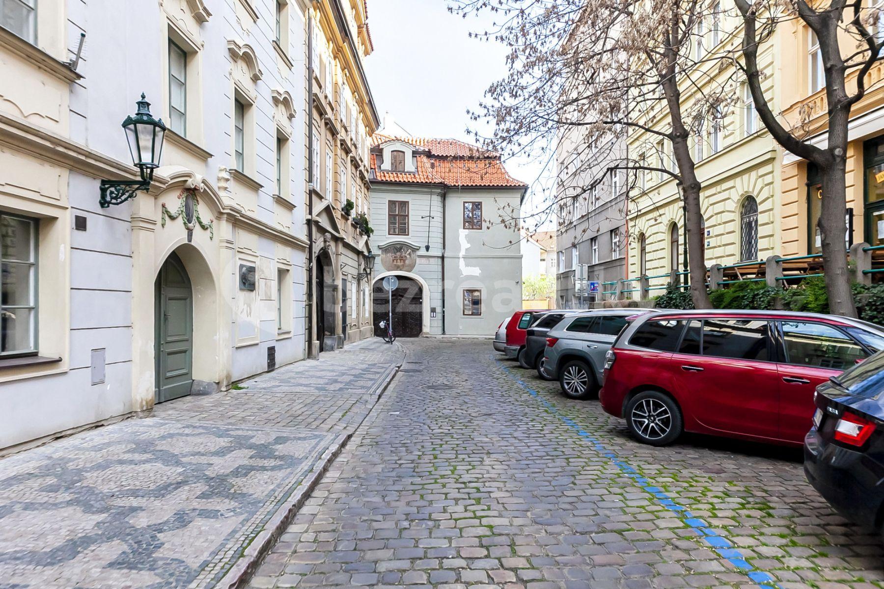 2 bedroom flat to rent, 50 m², U Obecního dvora, Prague, Prague