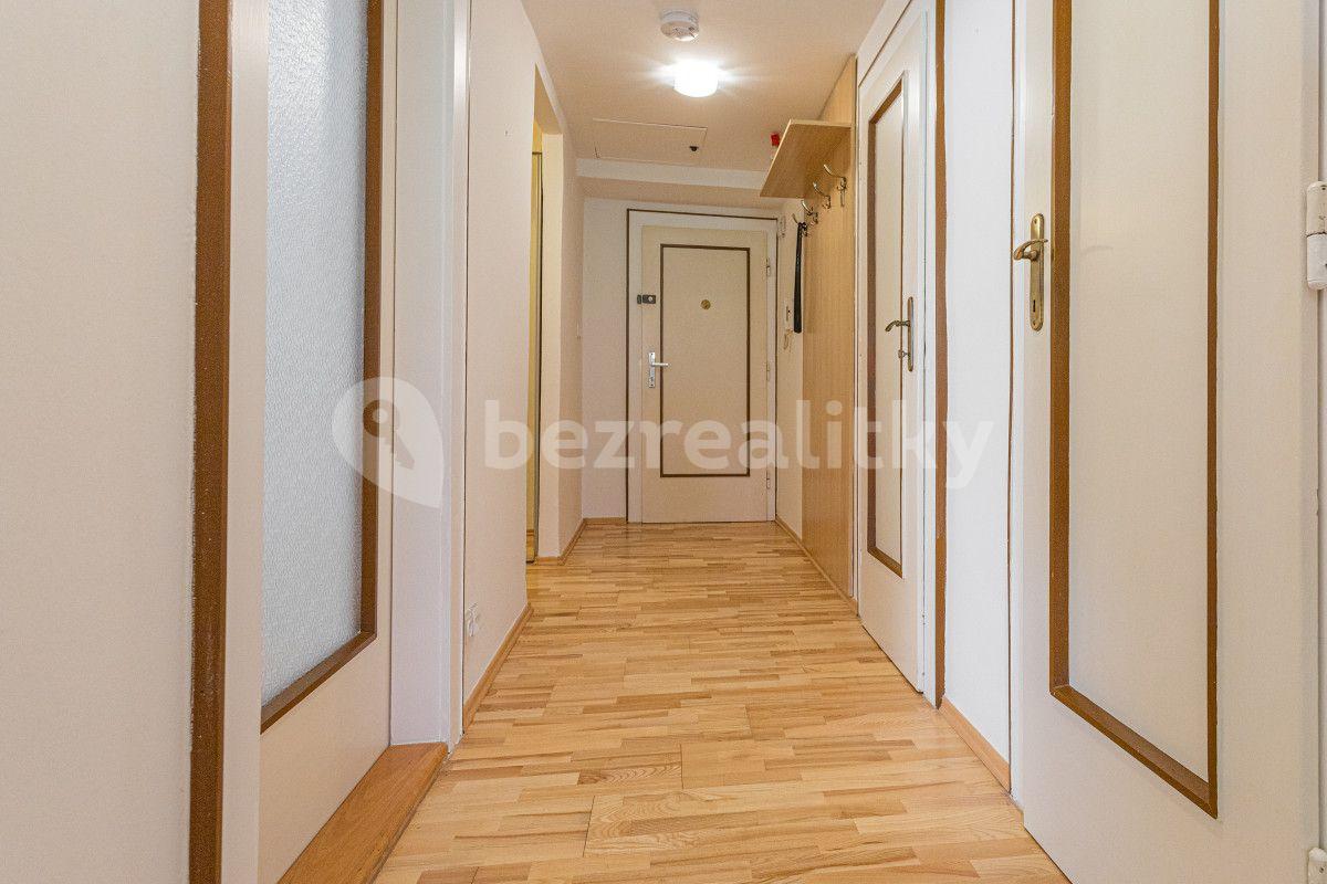 2 bedroom flat to rent, 50 m², U Obecního dvora, Prague, Prague