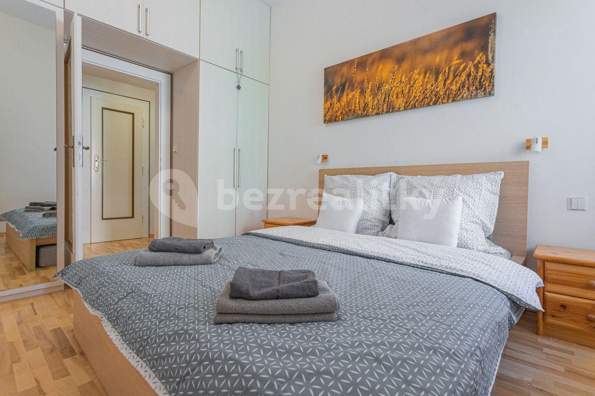 2 bedroom flat to rent, 50 m², U Obecního dvora, Prague, Prague