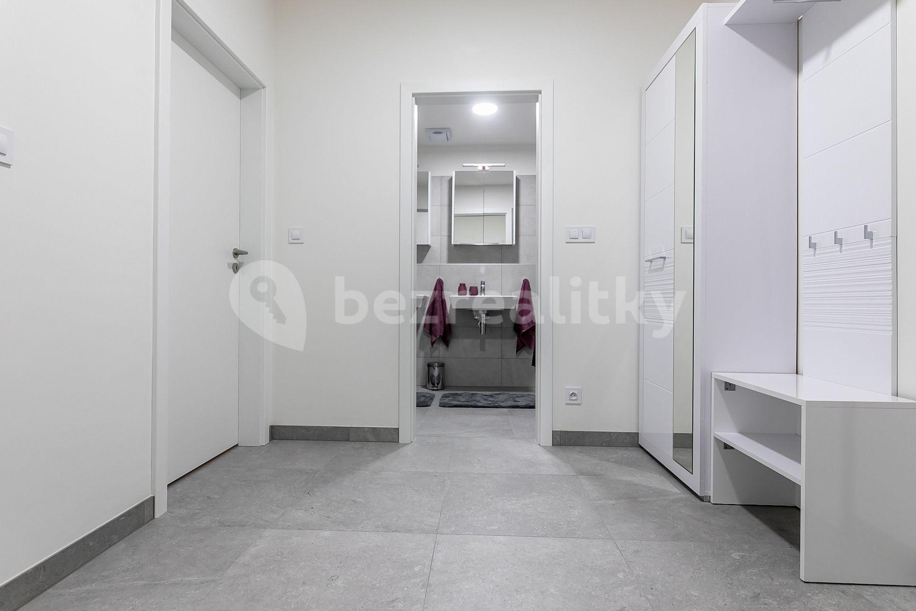 1 bedroom with open-plan kitchen flat for sale, 58 m², Choceradská, Prague, Prague