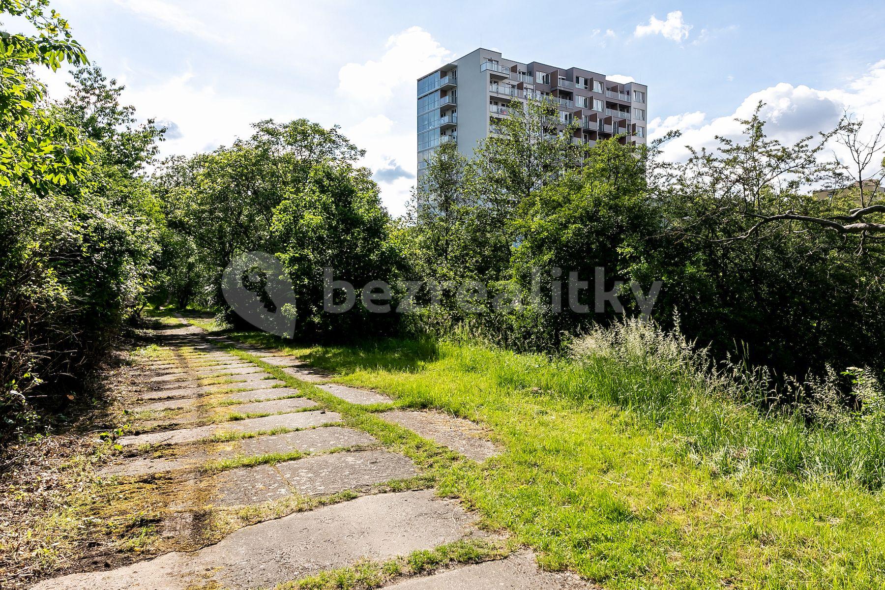 1 bedroom with open-plan kitchen flat for sale, 58 m², Choceradská, Prague, Prague