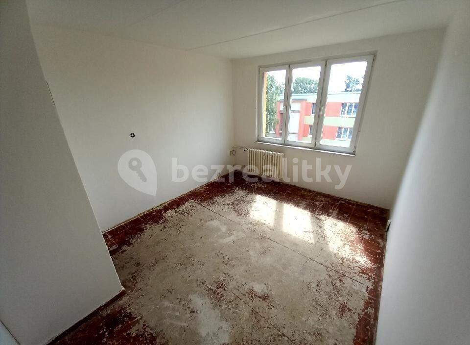 Studio flat for sale, 20 m², Jiráskovo náměstí, Postoloprty, Ústecký Region