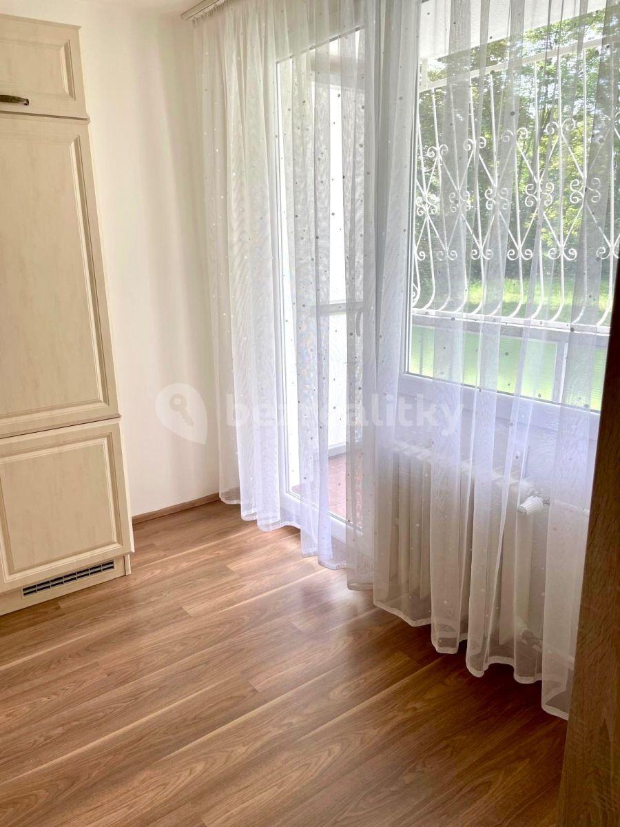 3 bedroom flat for sale, 64 m², Jablonecká, Prague, Prague