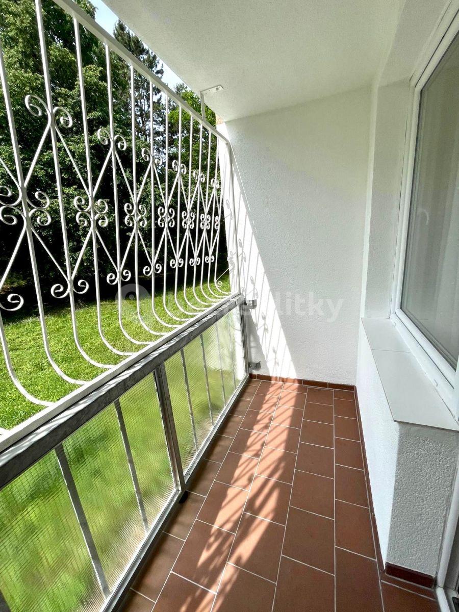 3 bedroom flat for sale, 64 m², Jablonecká, Prague, Prague