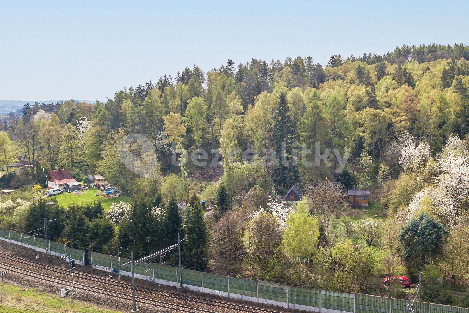 plot for sale, 1,108 m², U Trati, Všestary, Středočeský Region