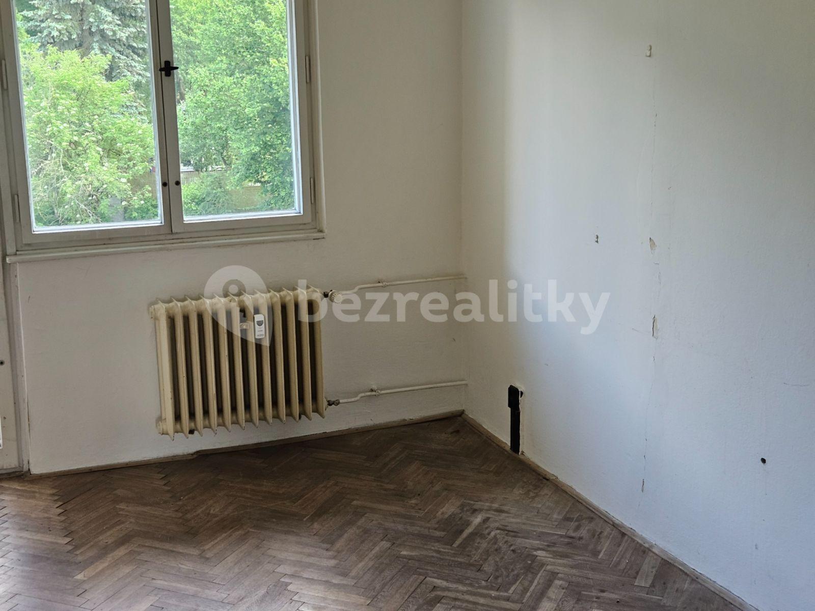 2 bedroom flat for sale, 57 m², Sládkova, Karlovy Vary, Karlovarský Region