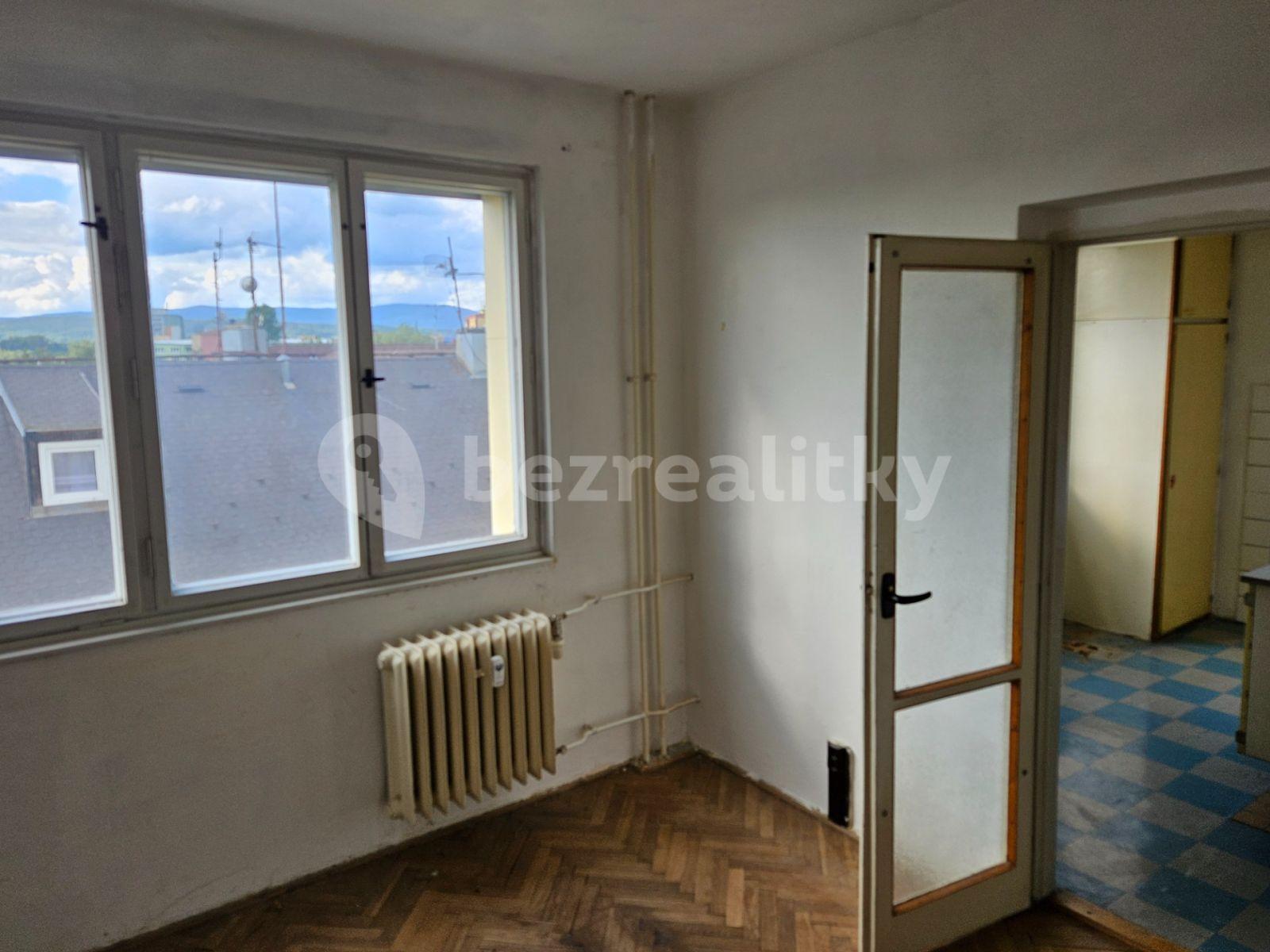 2 bedroom flat for sale, 57 m², Sládkova, Karlovy Vary, Karlovarský Region