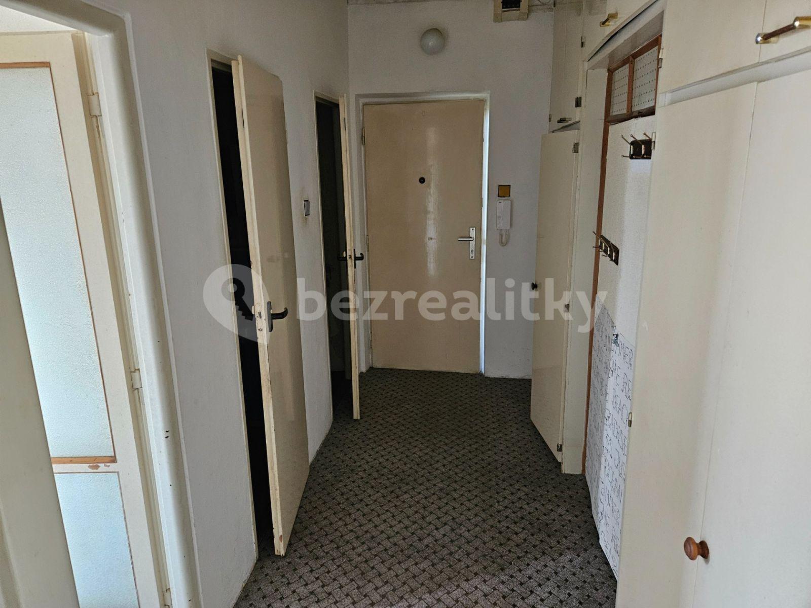 2 bedroom flat for sale, 57 m², Sládkova, Karlovy Vary, Karlovarský Region