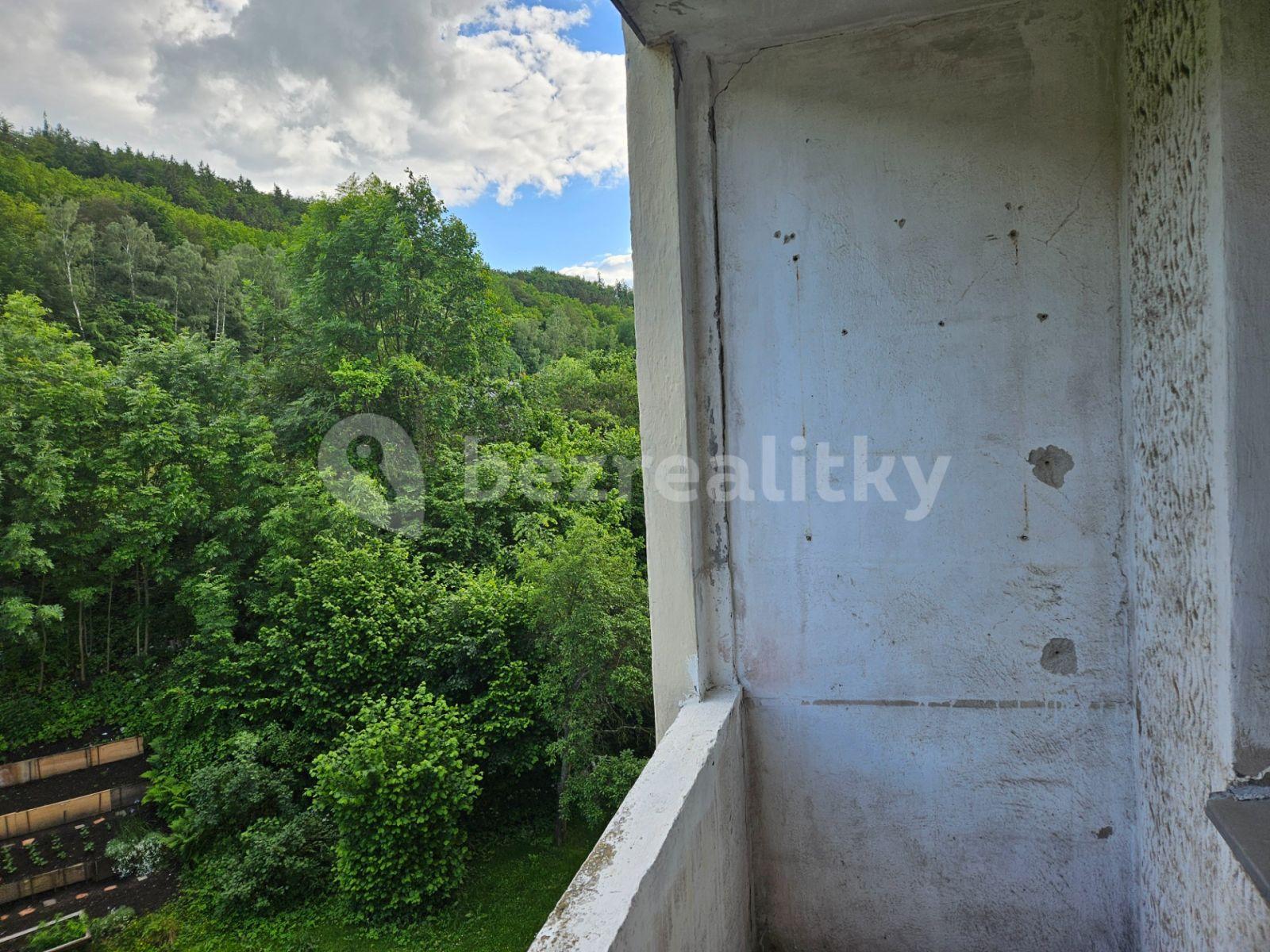 2 bedroom flat for sale, 57 m², Sládkova, Karlovy Vary, Karlovarský Region