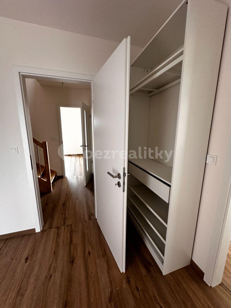 house to rent, 107 m², Hůlkova, Prague, Prague